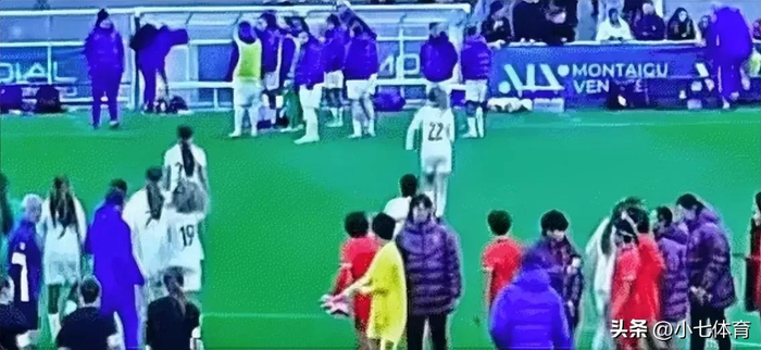 中国U16女足力克法国队 赛后遭拒握手引争议