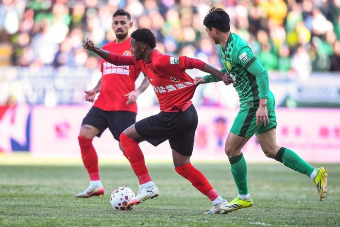 辽宁主场力克国安 蒙哥马利帅位面临考验