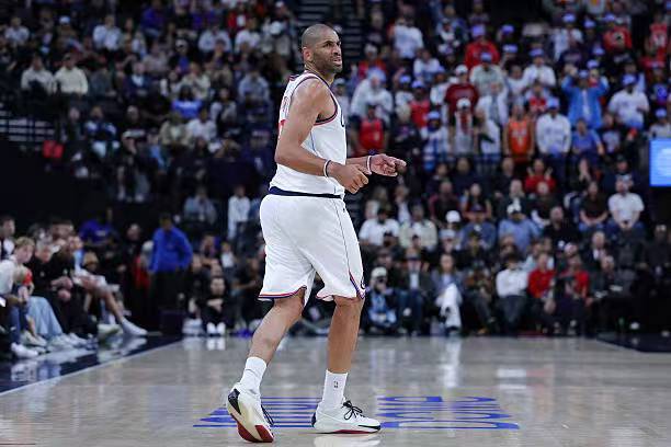 快船逆转勇士终结两连败 巴图姆关键表现助力球