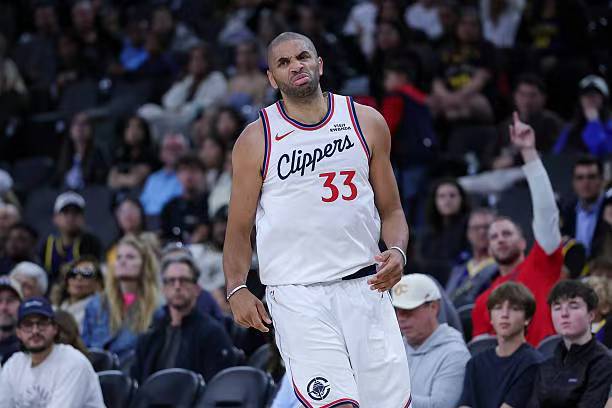 快船逆转勇士终结两连败 巴图姆关键表现助力球