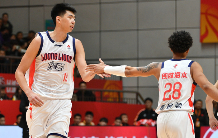 广州客场大胜吉林终结对手四连败